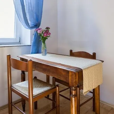 Apartament Sekretne Gniazdko W Tajemniczym Ogrodzie